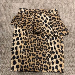 Zara XS Cheetah Print Pencil Skirt